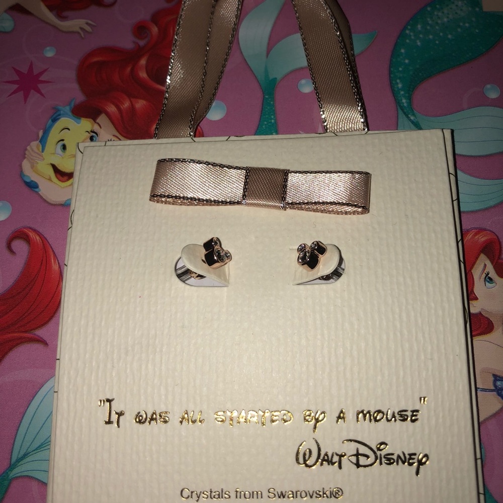 Disney Parks Mickey Mouse earrings